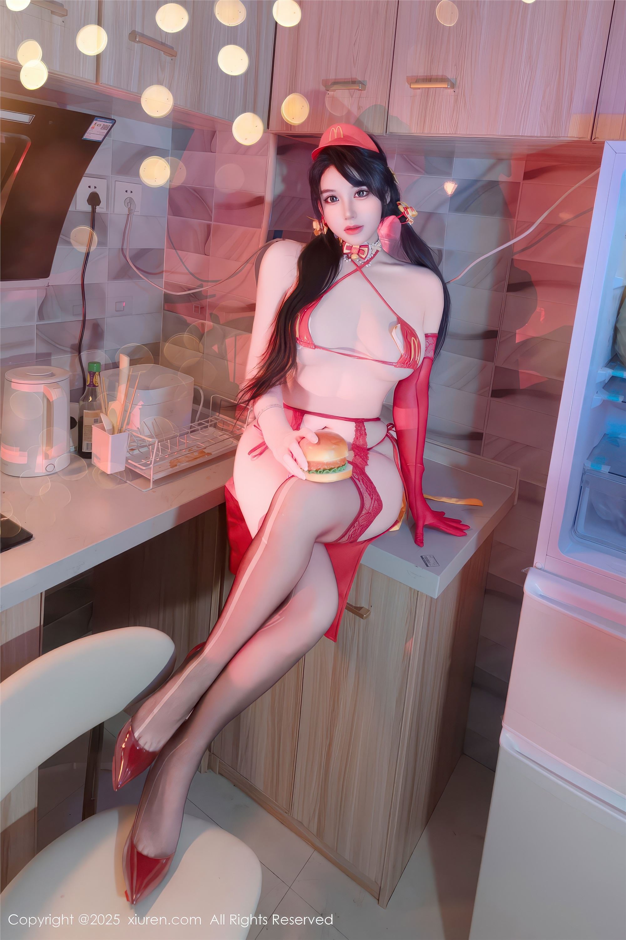 Xiuren秀人网 2025.12.25 NO.11154 汐汐爱吃草莓